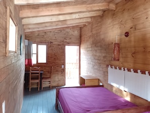 Deluxe Double Room | Individually decorated, laptop workspace, free WiFi