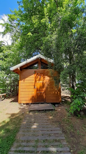 Basic Quadruple Room | Individually decorated, laptop workspace, free WiFi