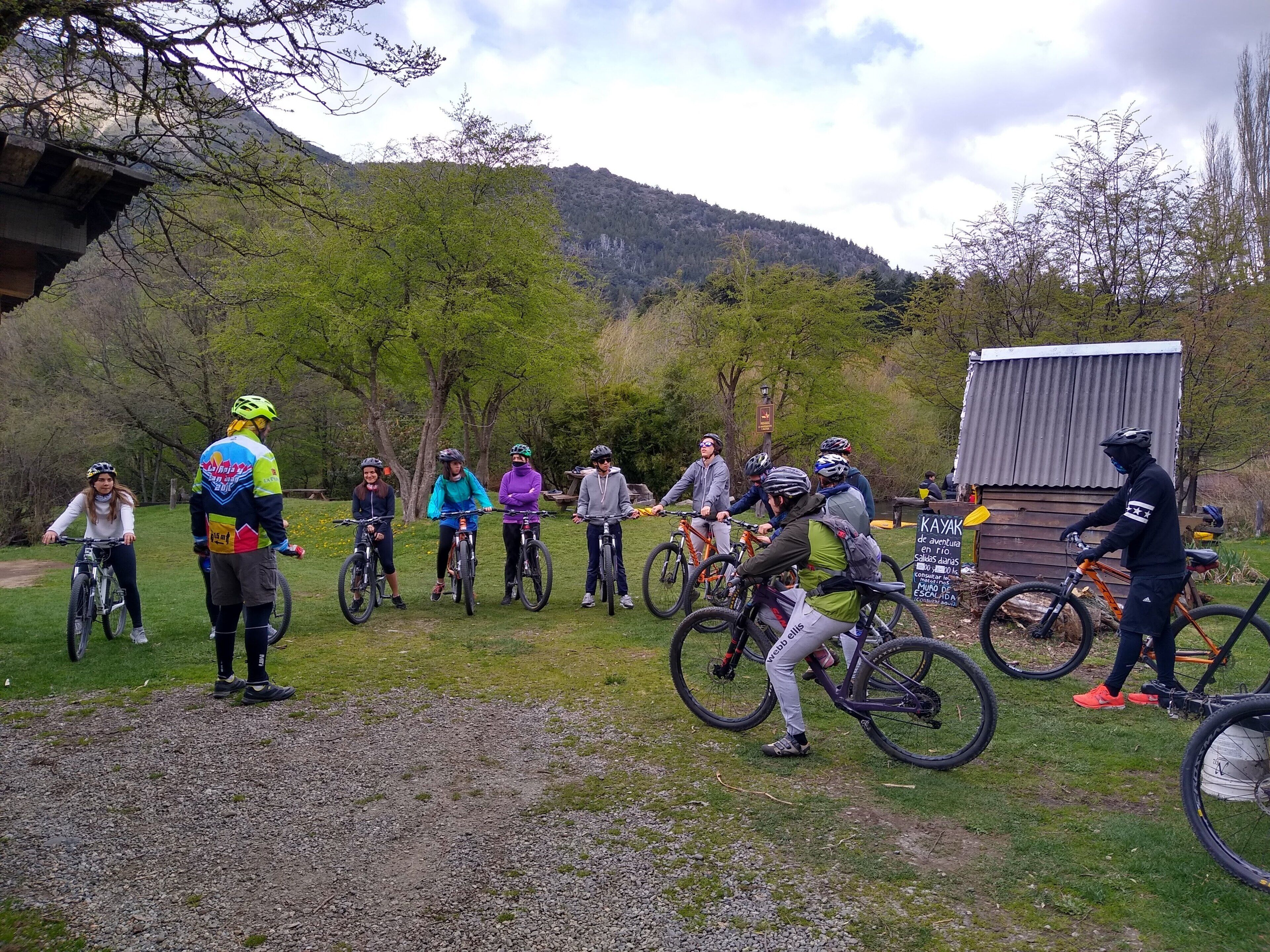 Photo - Los Coihues camping & hostel