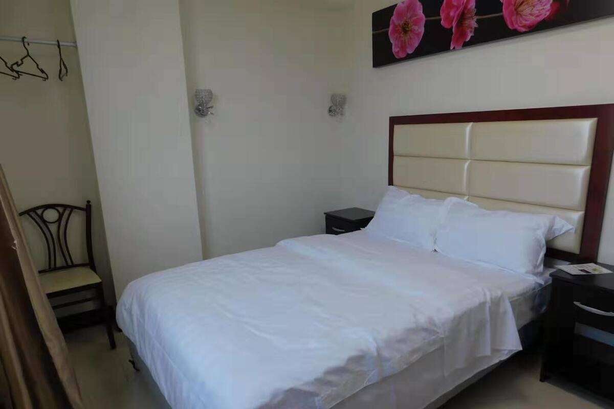 Habitación Confort | Wifi gratis y ropa de cama