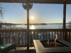 Property grounds - Lakefront Retreat with Spectacular Panoramic Views. Pet Friendly! (Canadian)