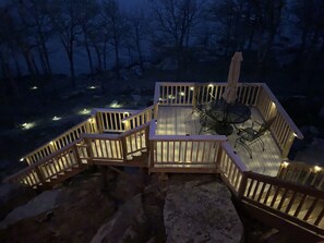 Property grounds - Lakefront Retreat with Spectacular Panoramic Views. Pet Friendly! (Canadian)