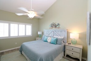 2 makuuhuonetta, silitysrauta/-lauta, internet, vuodevaatteet