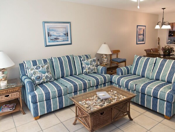 TV, DVD player, books, stereo