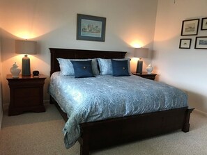 2 bedrooms, iron/ironing board, Internet, bed sheets