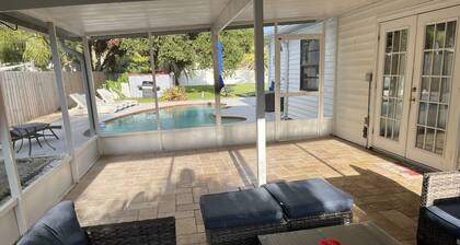 Vacation Home w/ HOT TUB, 2 MASTER BEDROOMS, HEATED POOL NEAR BEACHES!