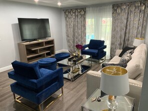 Smart TV, fireplace, table football