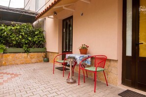 Courtyard - Studios Nina (Split)