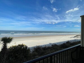 Accommodatie ligt op het strand