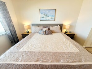 2 makuuhuonetta, silitysrauta/-lauta, internet, vuodevaatteet