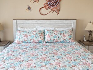 2 bedrooms, iron/ironing board, Internet, bed sheets