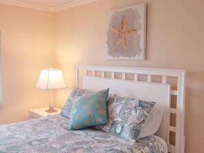 3 bedrooms, iron/ironing board, Internet, bed sheets