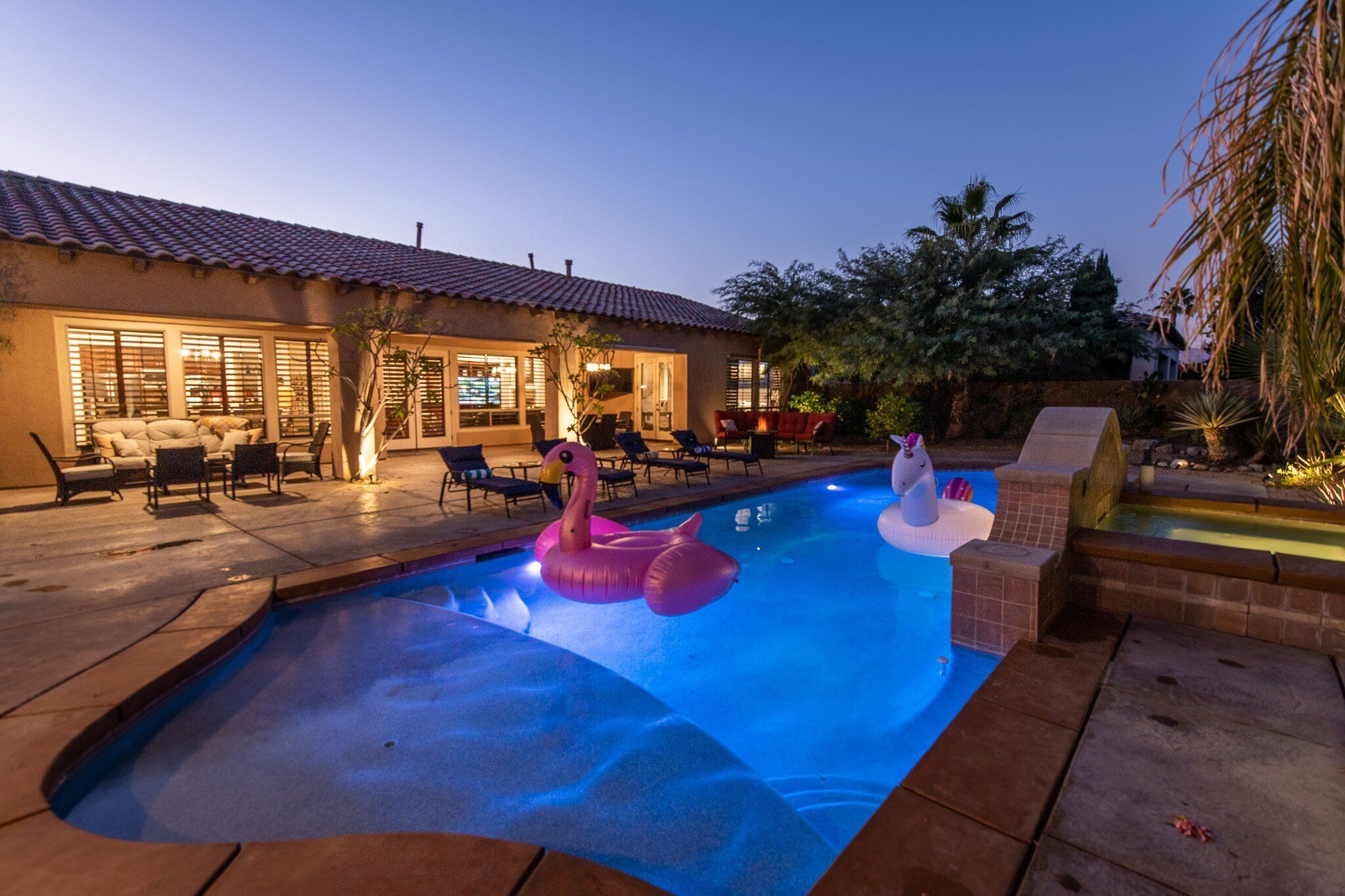 Casa Royale - Luxury Vacation Home w/ Pool Table