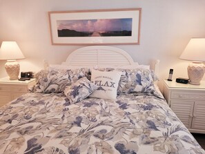 2 bedrooms, iron/ironing board, Internet, bed sheets