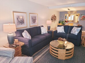 Televisio, kirjoja, stereot