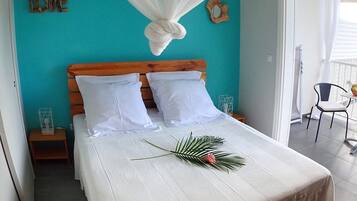 1 bedroom, travel crib, free WiFi, bed sheets