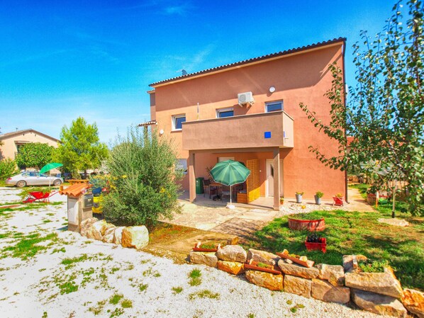 Exterior - Apartment 1480/17227 (Istria - Liznjan), 800m from the beach (Liznjan)