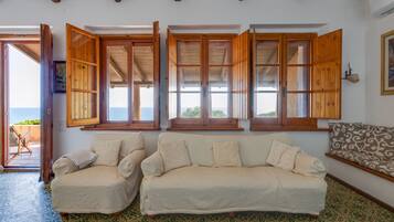 Televisión, chimenea