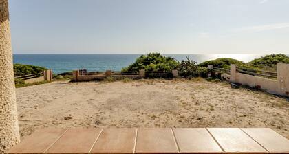 Villa Timbora on the Beach with Ocean View, Terrace