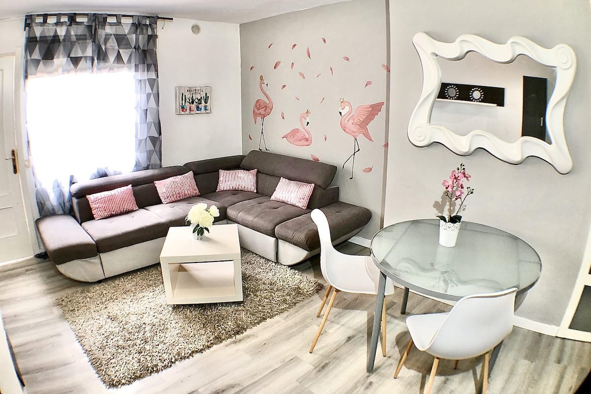 Apartment | Living area | TV
