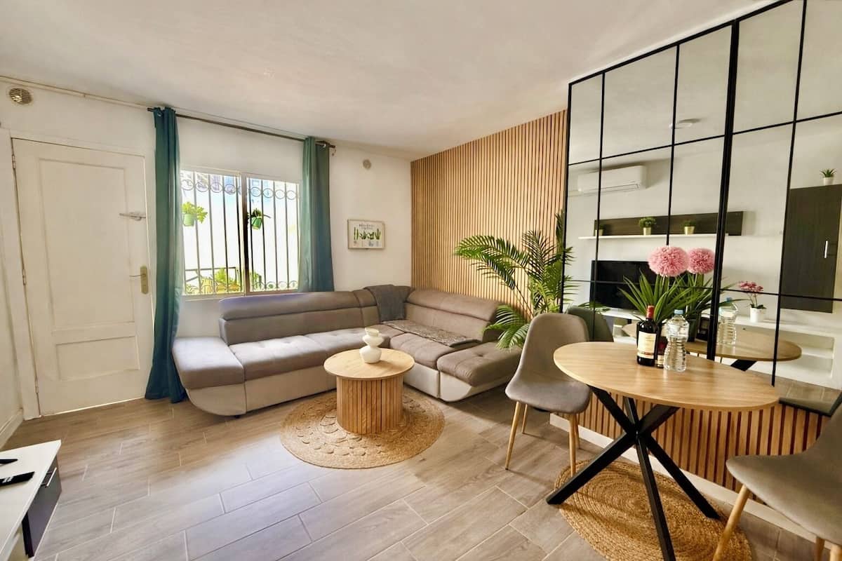 Apartment | Living area