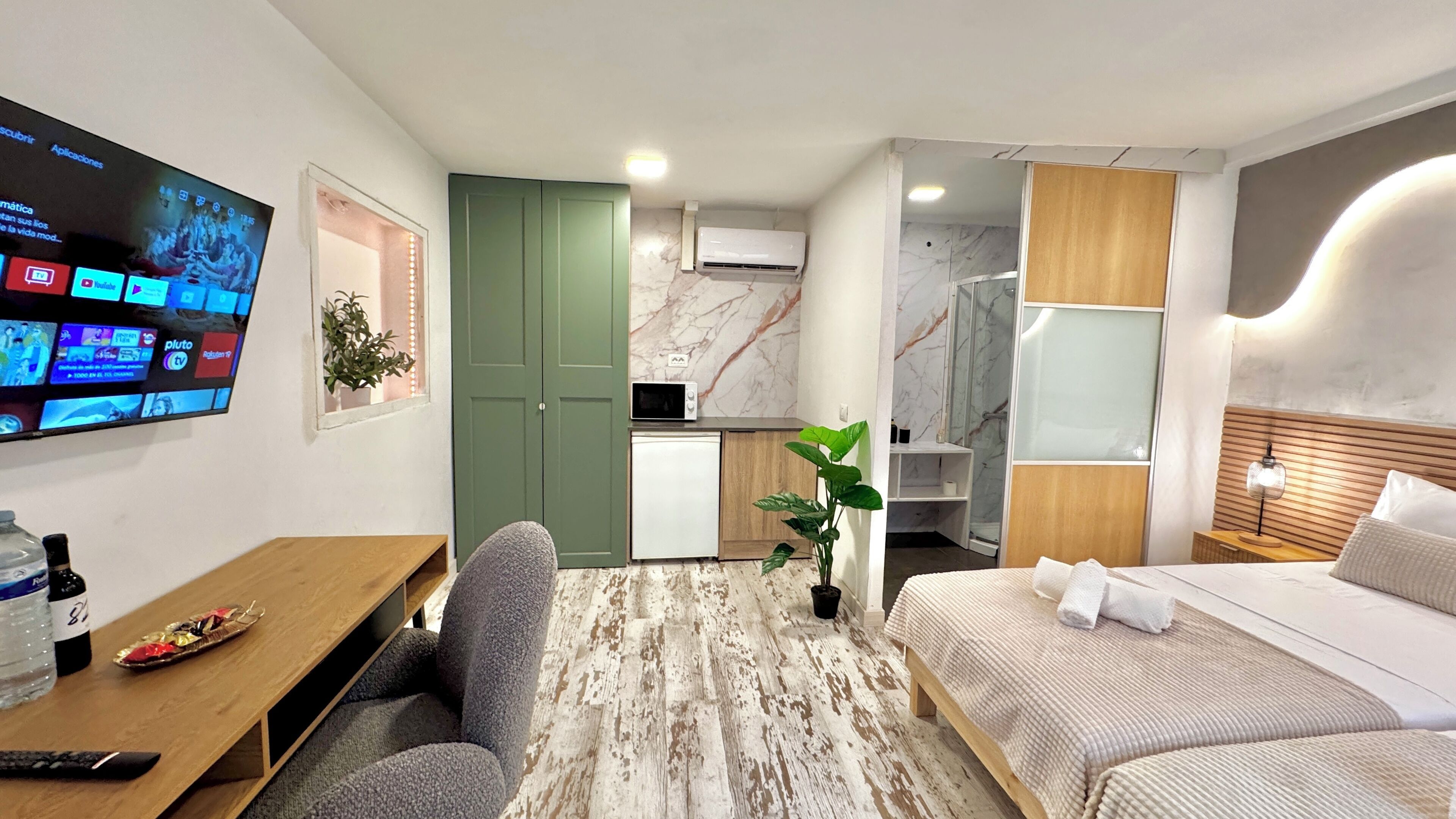 Economy Double Room, Private Bathroom