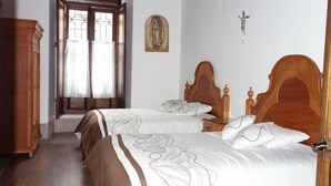 Basic Double Room - EasyRoom Centro Histórico (Morelia)