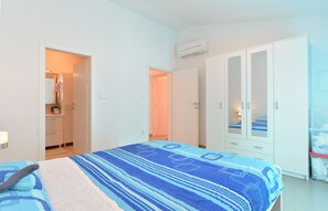 2 bedrooms, internet - House 1771/20342 (Istria - Barbariga), 1000m from the beach (Barbariga)