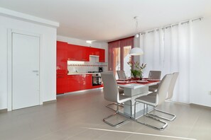 Dining - House 1771/20342 (Istria - Barbariga), 1000m from the beach (Barbariga)