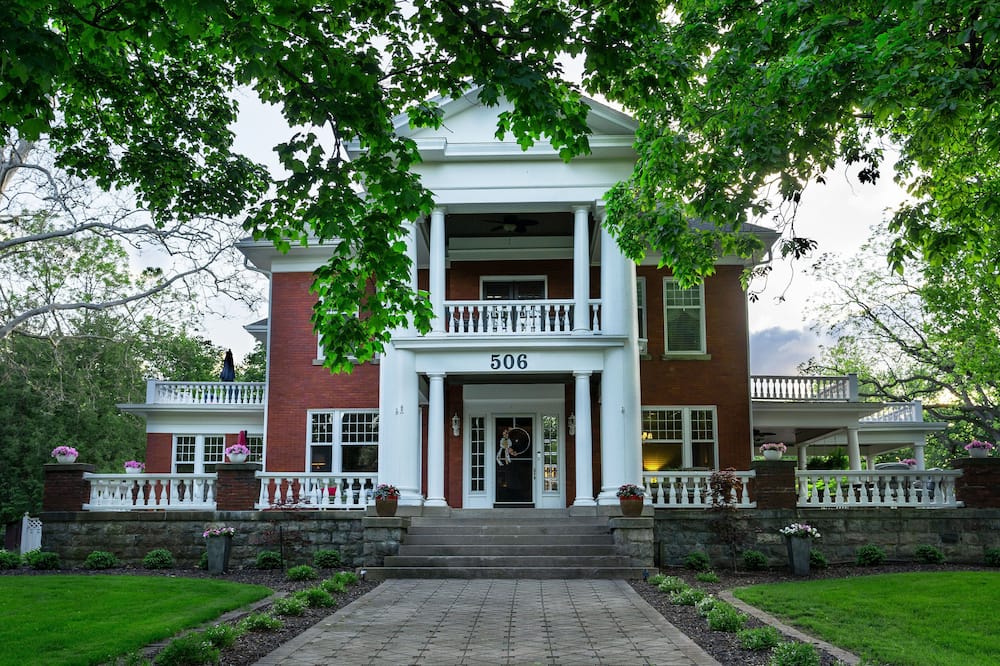 The Nordic Pineapple B&B - Fulton Township, MI
