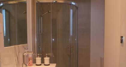 Hotel Style Rooms located in Bentleigh