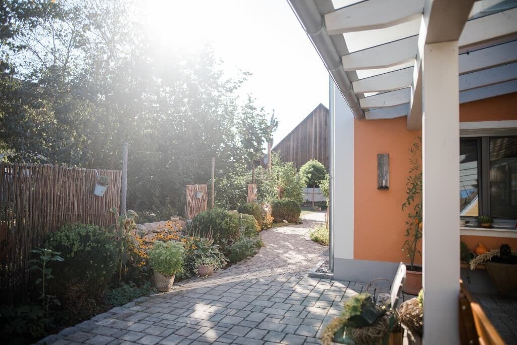 Simmernhof Mossendorf (Burglengenfeld)-Eingangsbereich zum Gästehaus
