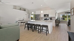 Unclassified image, 4 of 23, button - Waterfront 3BR Marco Island home with heated pool and Wi-Fi. (Marco Island)