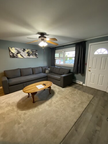 2 bedrooms with shared pool. apt2 