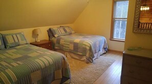 2 bedrooms, free WiFi, bed sheets