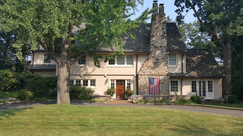 Luxury Home with Amazing Water Views - Perfect for an intimate family gathering