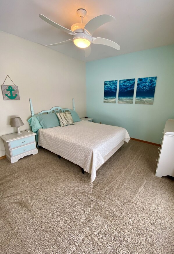 3 bedrooms, WiFi, bed sheets