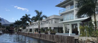 Beira Mar House i Angra dos Reis - Nær handel i sikkert sameie