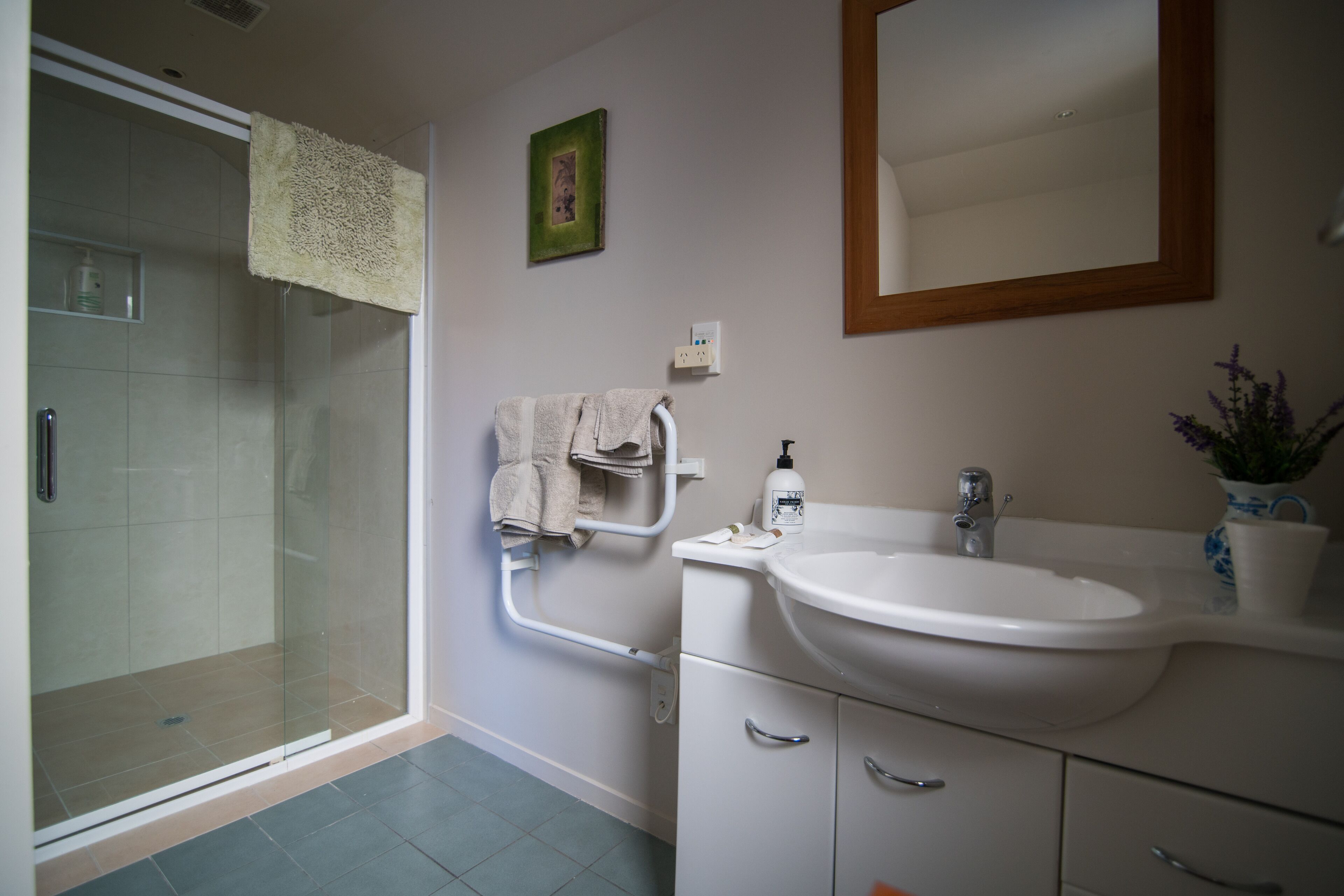 Queen Room, Garden View | Bathroom sink