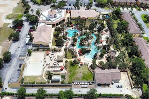 Exterior - Delightful Florida Retreat-4BR Regal Palms-Close to Disney,Golf, ExtraAmenities (Davenport)