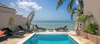 Nice & Cosy 3BR Villa with private pool / Ocean View and beach access