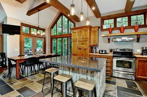 Chalet de luxe acceptant les animaux à louer CITQ 240284