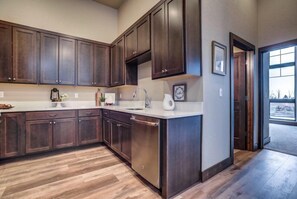 Private kitchen - Scl-402 The Good Life (Sandpoint)