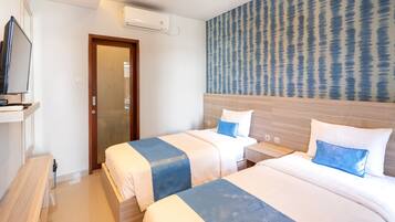 Deluxe Twin Room | Desk, free WiFi, bed sheets