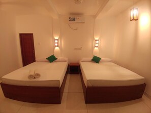 Soundproofing, free WiFi