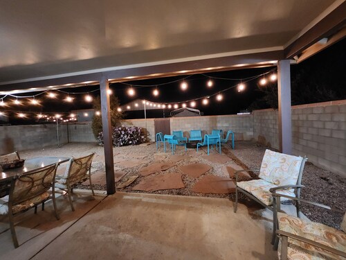 Stylish GEM in the Desert, Entire House near downtown and UofA, 3BR/2BA. 