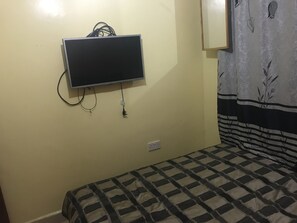 1 多间卧室、WiFi