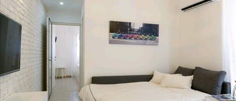 1 chambre, fer et planche Ă repasser, Wi-Fi, literie fournie