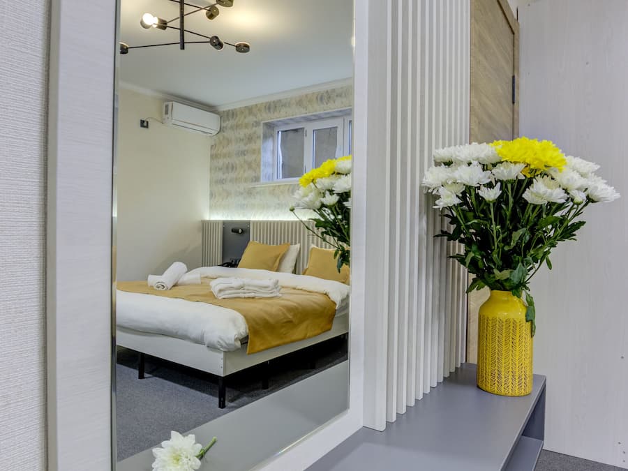 Premium bedding, individually decorated, individually furnished, desk