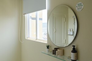 Standard Double Room | Bathroom